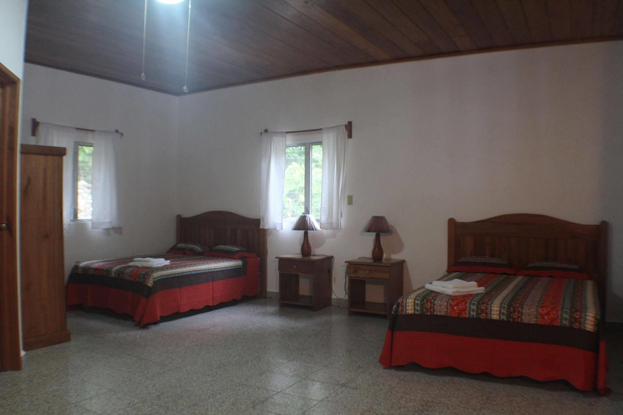 Maya Zac Peten Jungle Lodge El Remate Luaran gambar